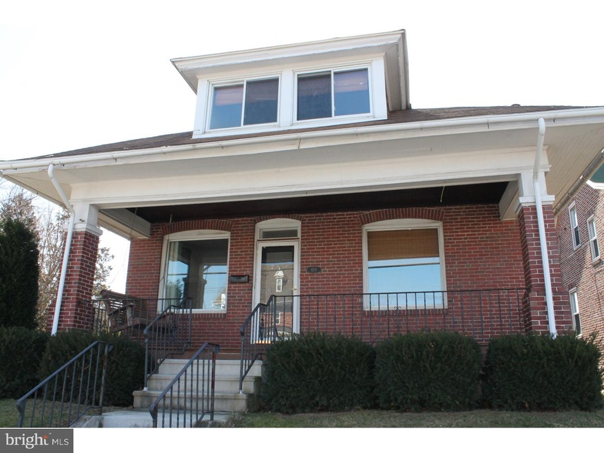 826 E Bellevue Ave, Reading, PA 19605 - photo 1