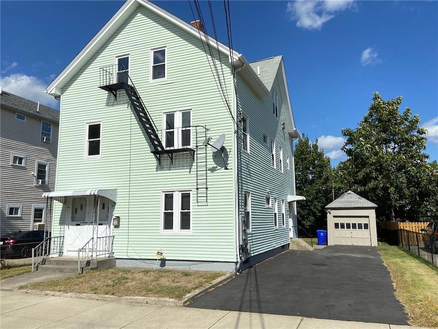 83 Belmont St, Pawtucket, RI 02860 - photo 1
