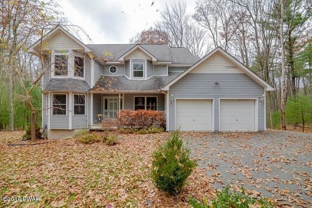 107 Hobblebush Ct, Milford, PA 18337 - photo 1