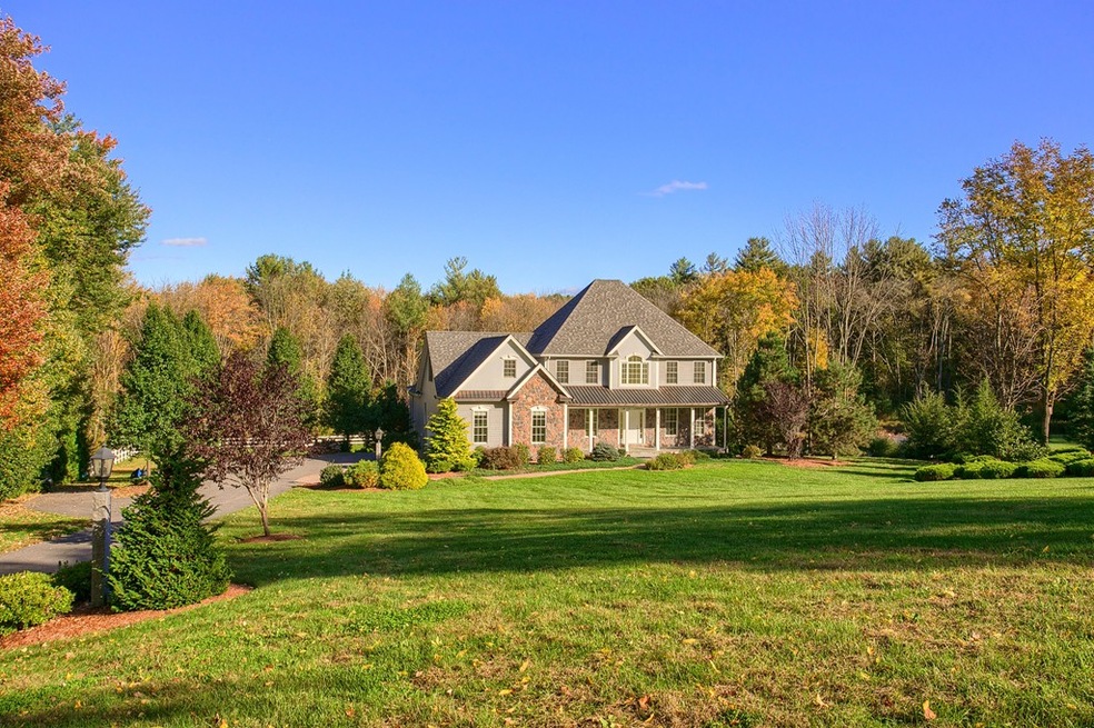 456 Langen Rd, Lancaster, MA 01523 - photo 1