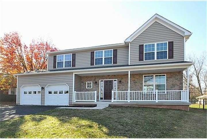 1040 Columbia Ave, Lansdale, PA 19446 - photo 1