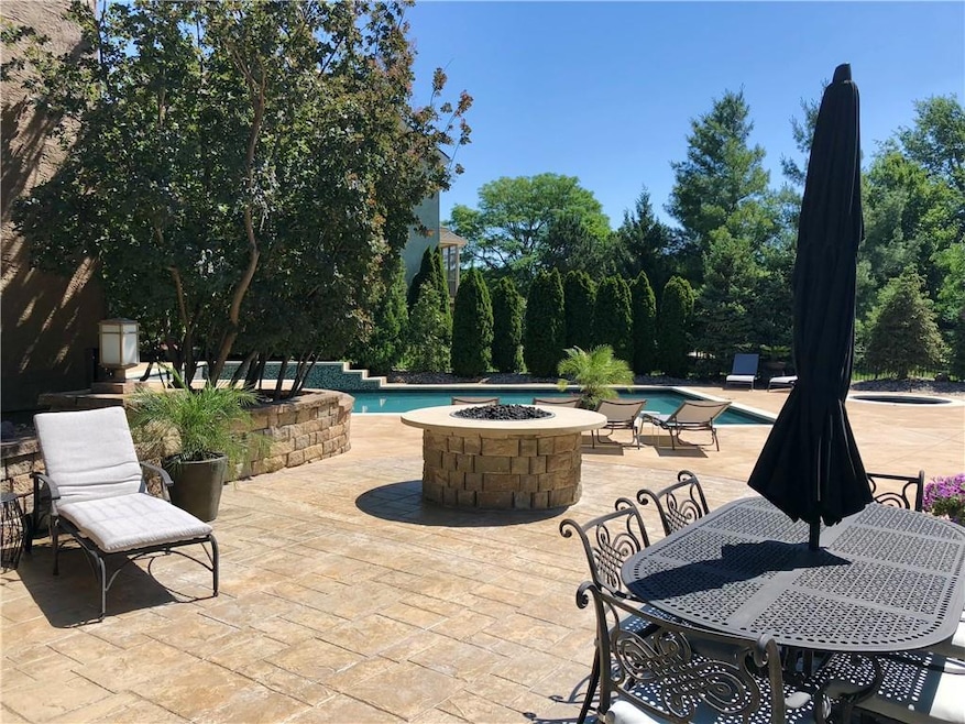 Pending $1,200,000 • Co-Listing Agent