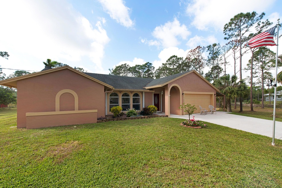 12754-77th-Pl-N-WPB_DSC_4145