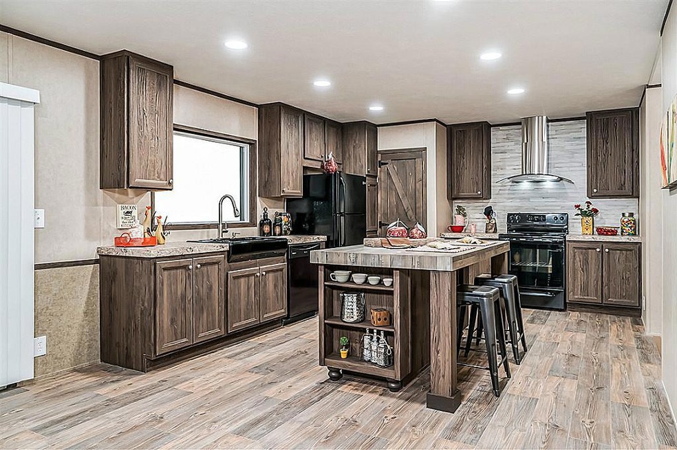 33702 Betka Rd unit D, Waller, TX 77484 - photo 1