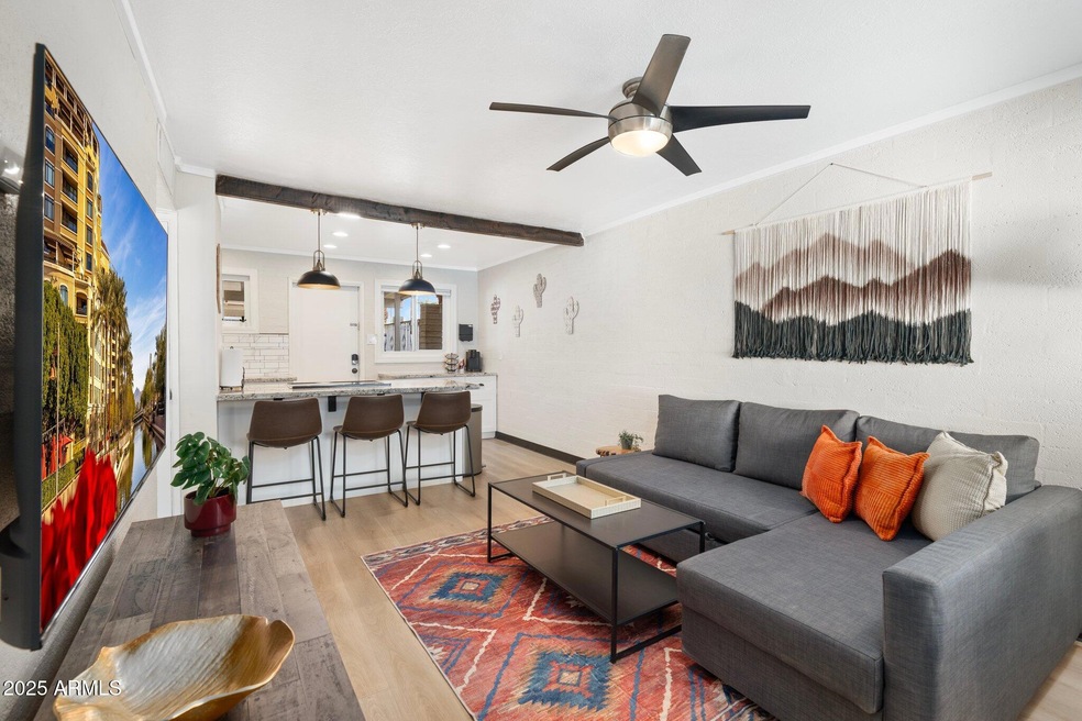 6037 E Hollyhock St unit 2, Phoenix, AZ 85018 - photo 1