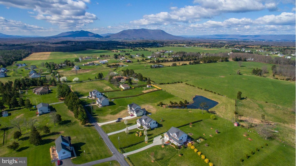 592 Karleys Way, Middletown, VA 22645 - photo 1