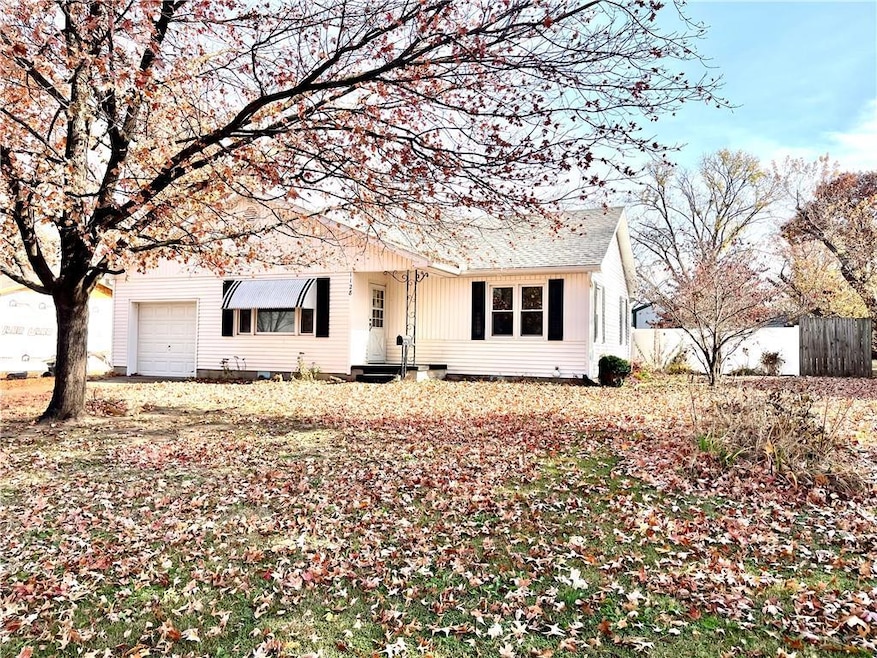 Pending $129,900