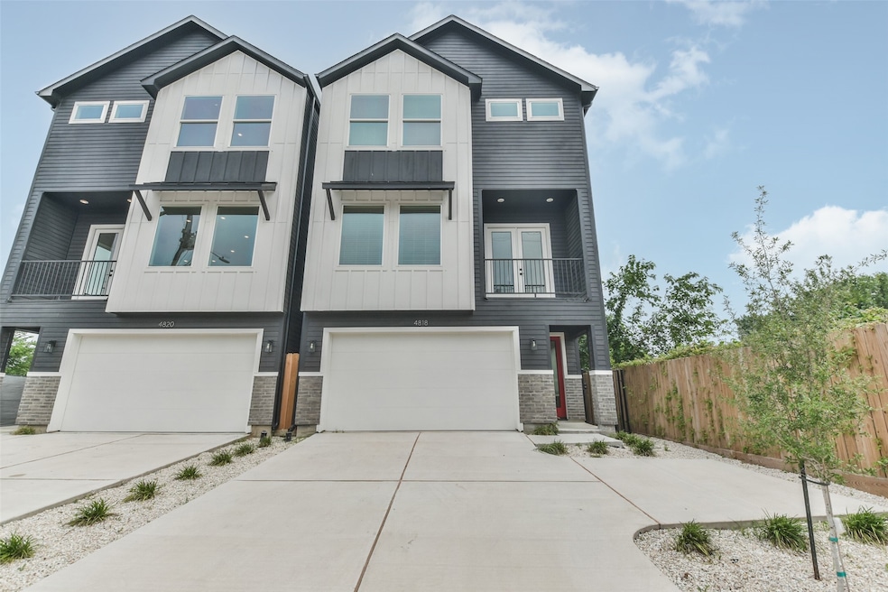 4820 Pinemont Dr, Houston, TX 77092 - photo 1