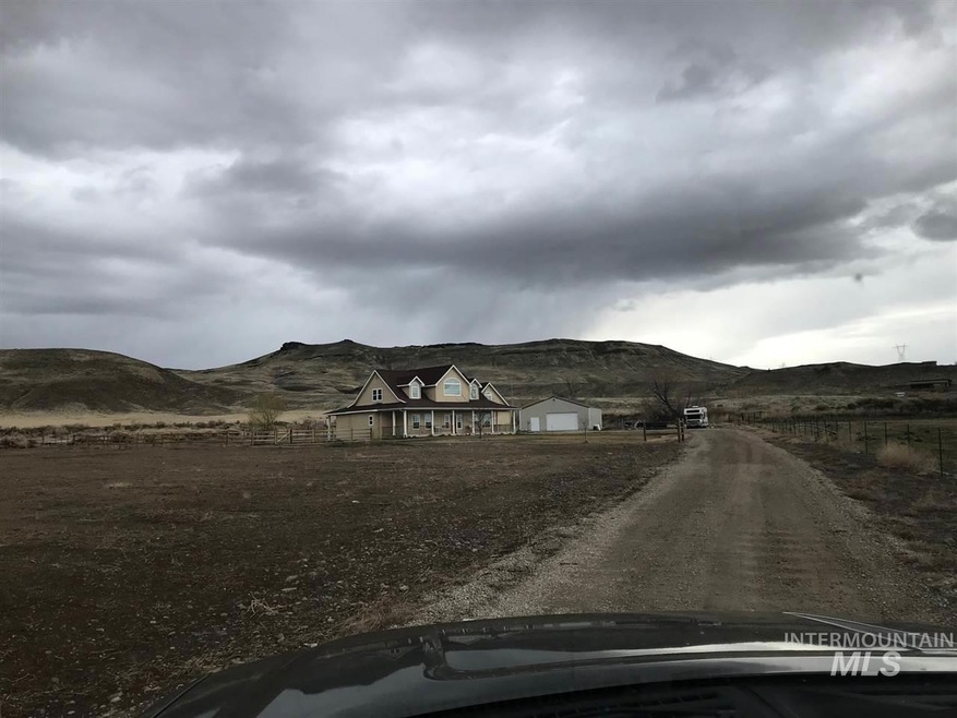 5427 Sage Rd, Homedale, ID 83628 - photo 1