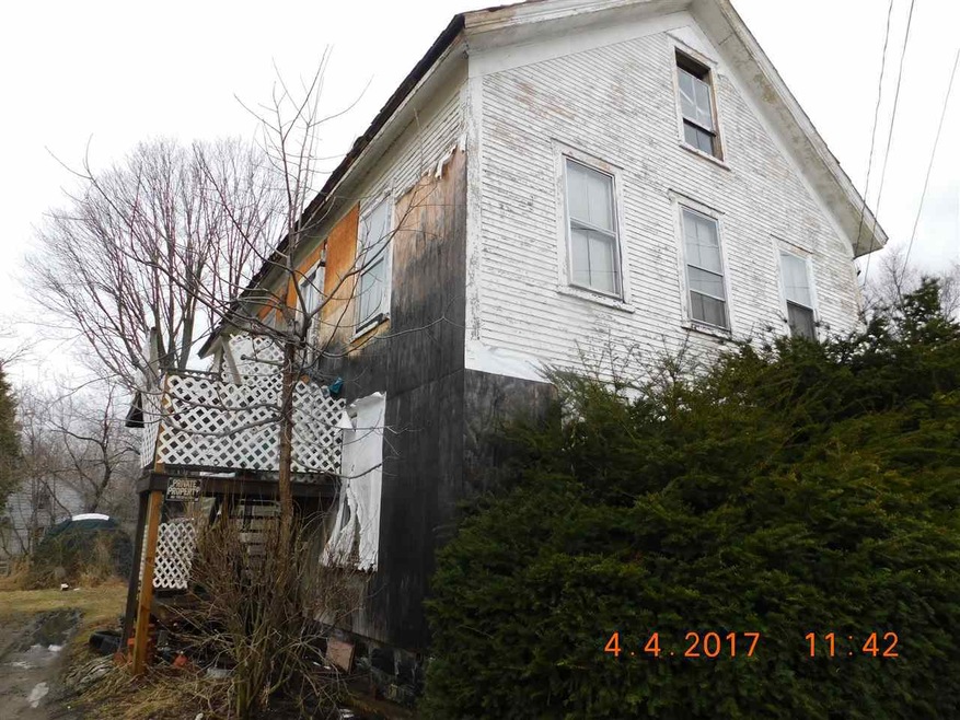 49 Pine St, Rutland, VT 05701 - photo 1