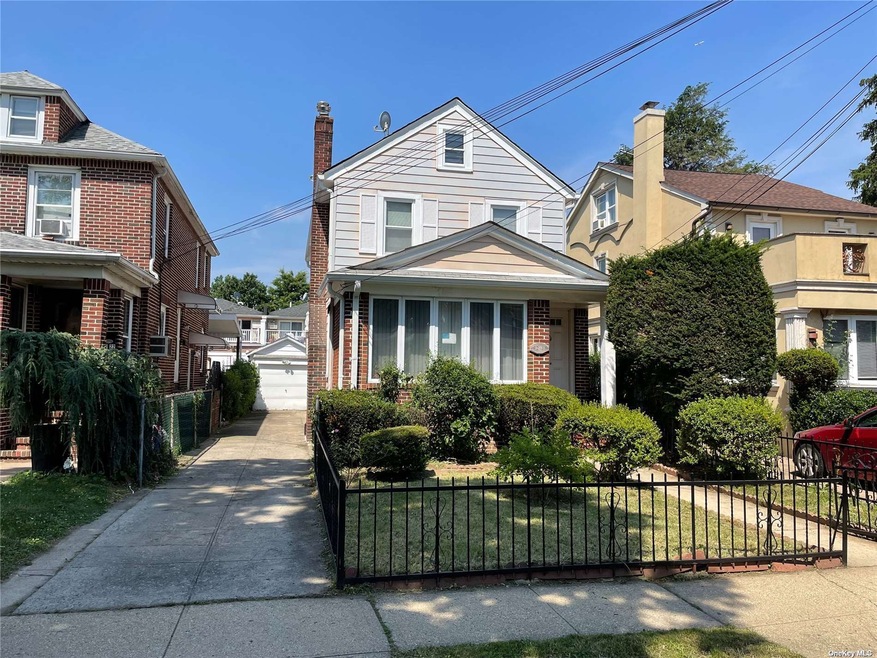 4218 195th St, Flushing, NY 11358 - photo 1