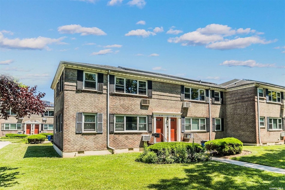 67-41 150th St unit 349B, Flushing, NY 11367 - photo 1