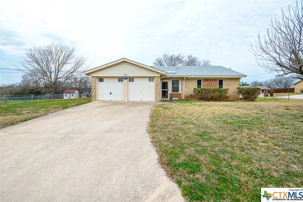 303 Eagle Ln, Kempner, TX 76539 - photo 1