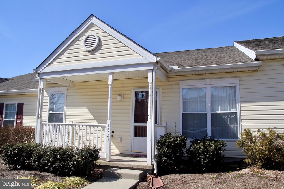 1533 Foresman Dr, Pottstown, PA 19464 - photo 1