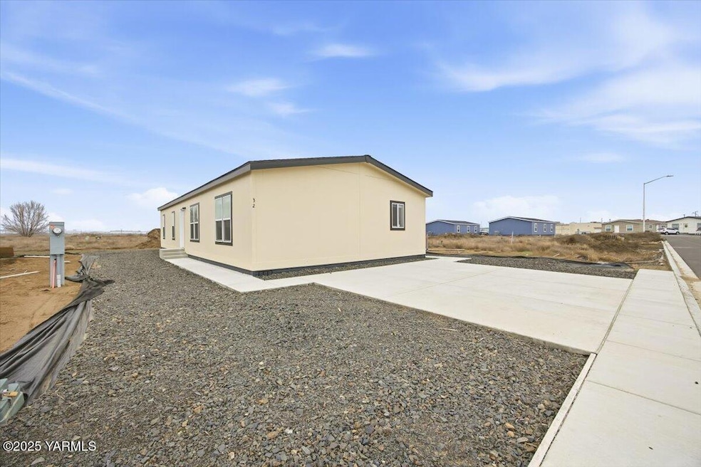 2681 E Edison Ave unit 32, Sunnyside, WA 98944 - photo 1