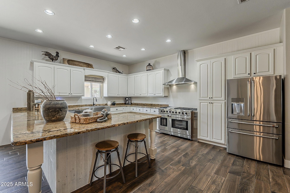 11-web-or-mls-Gilbert-11