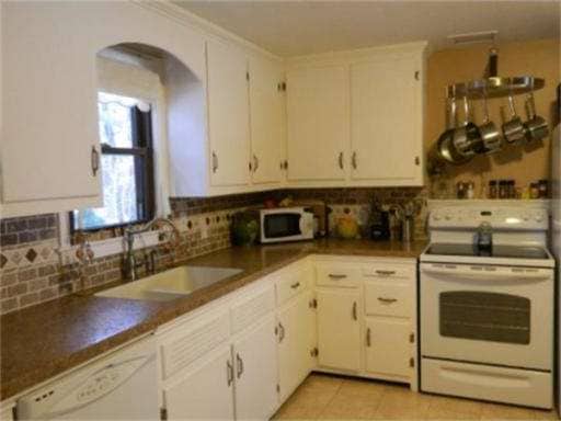 90 Homestead Ave, Holyoke, MA 01040 - photo 1