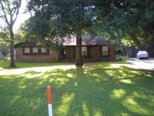 22045 Britt Oaks Dr, Alvin, TX 77511 - photo 1