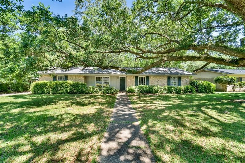 1022 Uster Dr, Mobile, AL 36608 | Alpine Hills