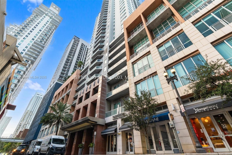Vizcayne unit 1003, Miami, FL 33132 - photo 1