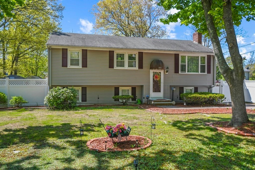 855 E Ashland St, Brockton, MA 02302 - photo 1