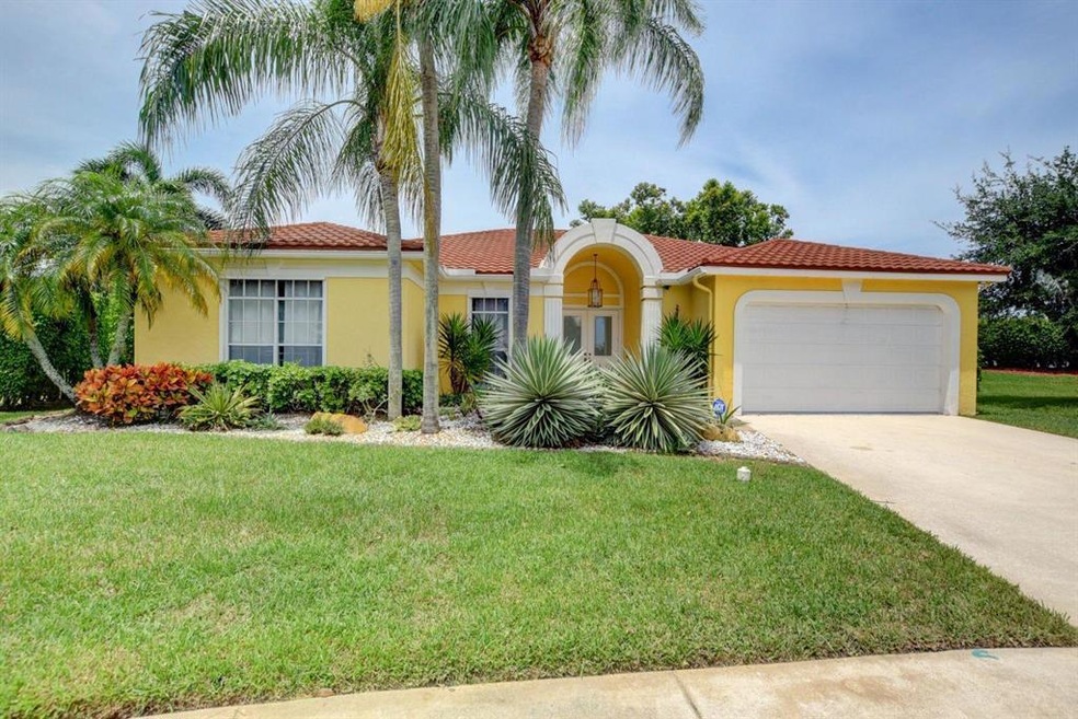 22160 Crofton Ct, Boca Raton, FL 33428 - photo 1