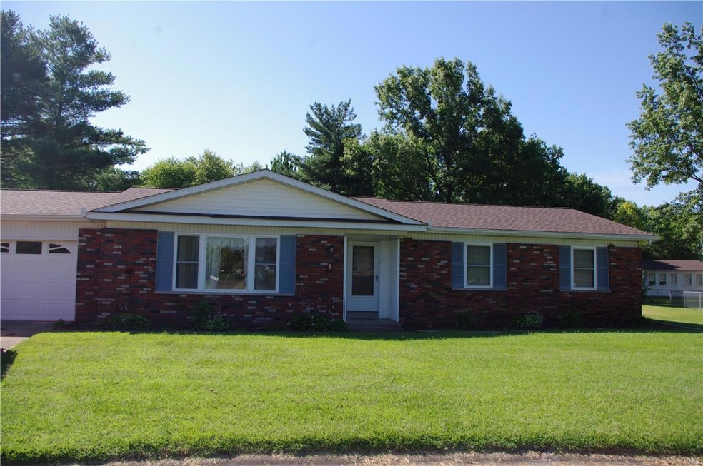 1 Daisy Ct, Granite City, IL 62040 - photo 1