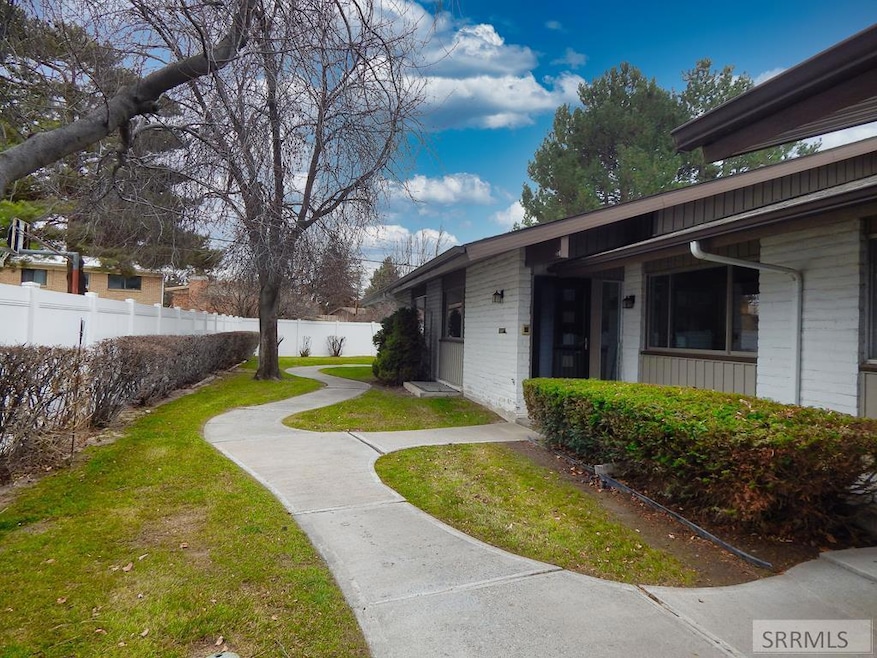 1429 Three Fountains Dr, Idaho Falls, ID 83404 - photo 1