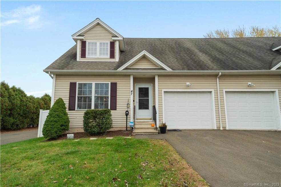 47 Church St unit 47, East Haven, CT 06512 - photo 1