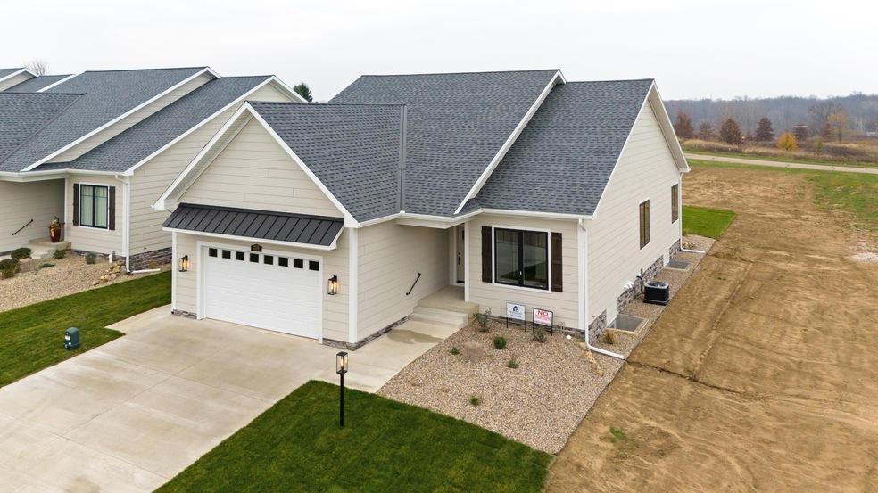 2576 Noellyn Drive