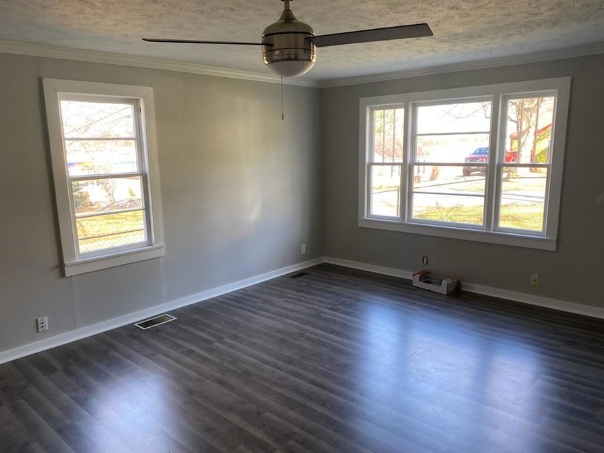 1424 Wing Ave, Owensboro, KY 42303 - photo 1