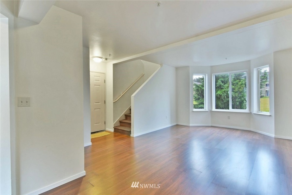 10 E Casino Rd unit B8, Everett, WA 98208 - photo 1