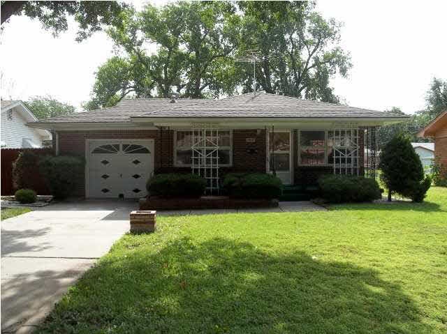 Front view of Home, ALL BRICK