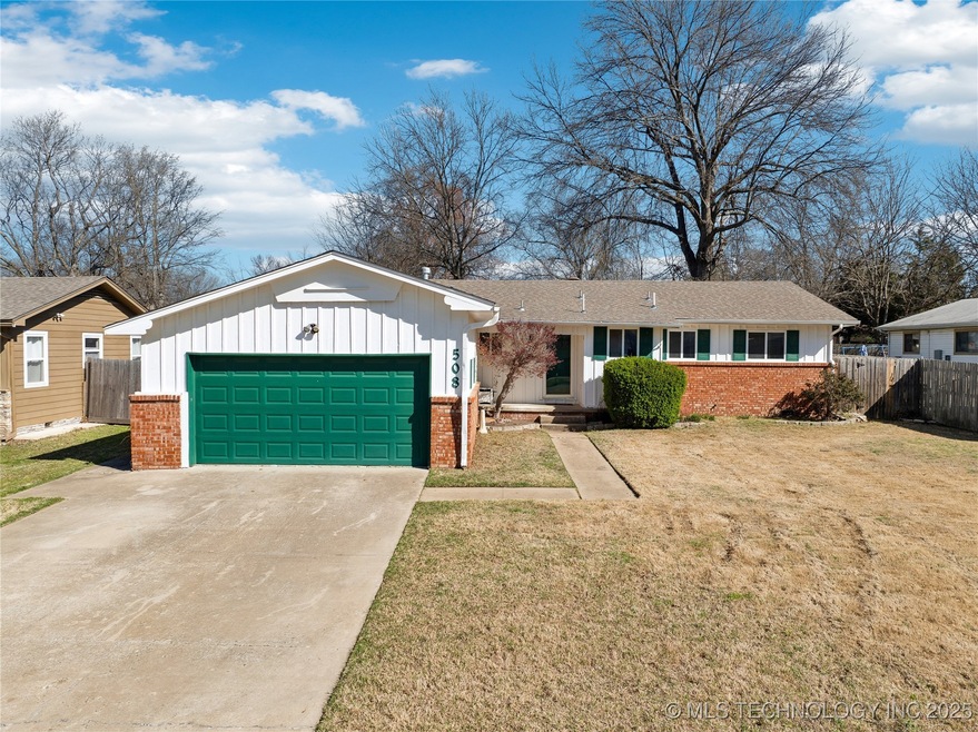 508 W Urbana St, Broken Arrow, OK 74012 - photo 1