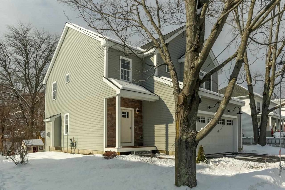 32 Rogers St, Dover, NH 03820 - photo 1