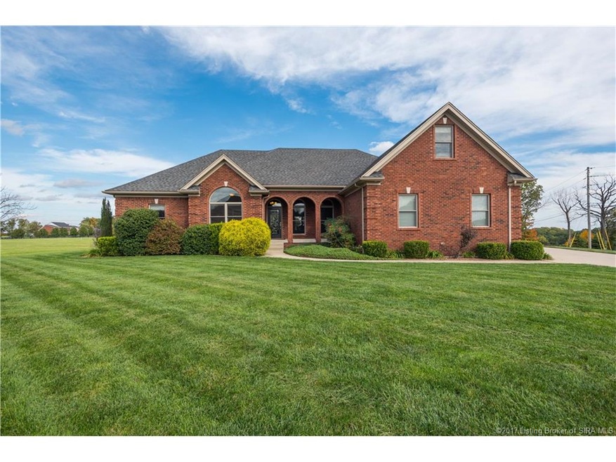 9303 Clyde Ct, Floyds Knobs, IN 47119 - photo 1