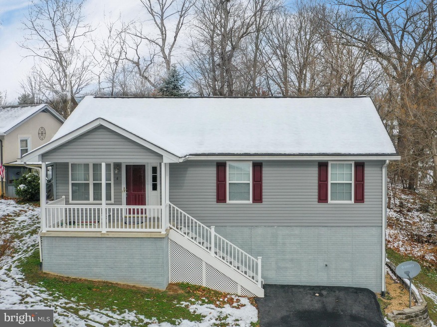 6 Crestview Dr, Front Royal, VA 22630 - photo 1