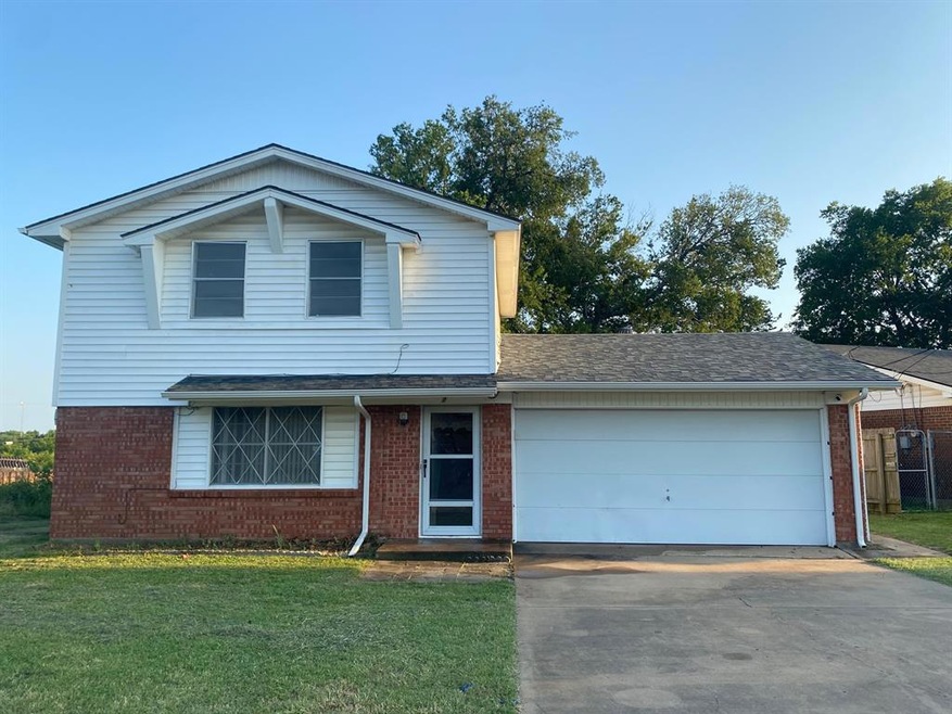 1714 E Hilton St, Sherman, TX 75090 - photo 1