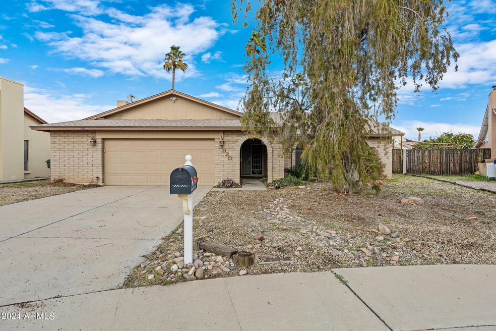 3920 W Sahuaro Dr-1
