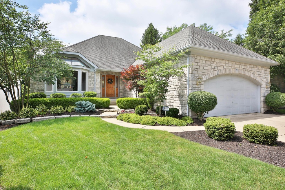 Welcome to 825 Katherine's Ridge!