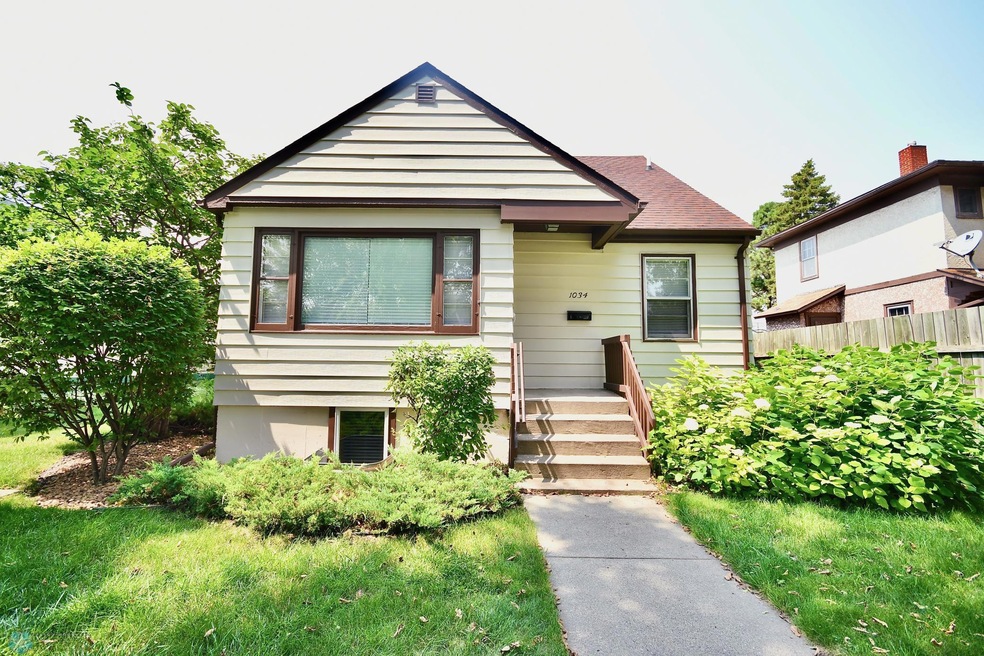 1034 14th St N, Fargo, ND 58102 - photo 1