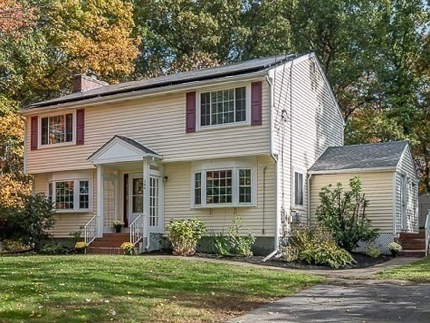 194 Paine St, Bellingham, MA 02019 - photo 1