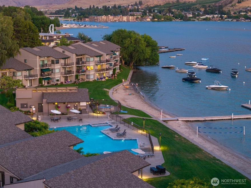 For Sale $795,000 • Co-Listing Agent