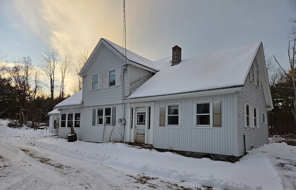 705 Richardson Rd, Ashby, MA 01431 - photo 1