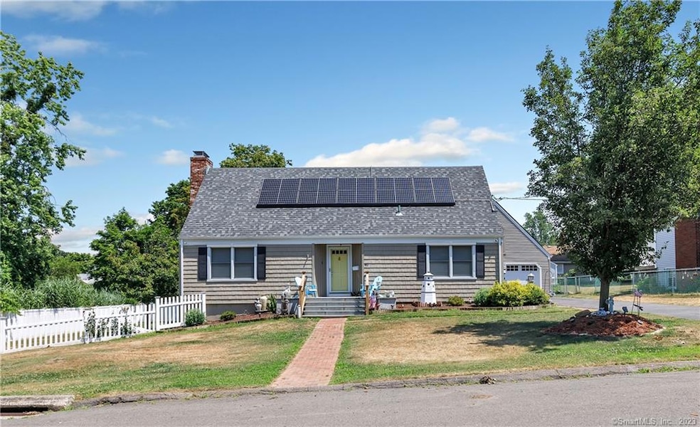 90 Cedar St, Stratford, CT 06615 - photo 1