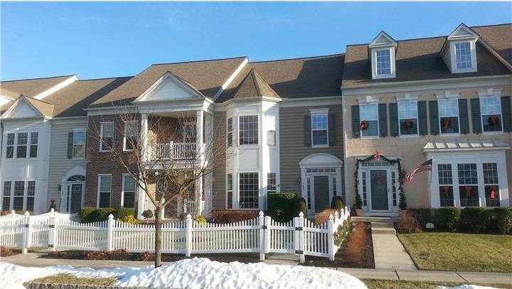 147 Pipers Inn Dr, Fountainville, PA 18923 - photo 1