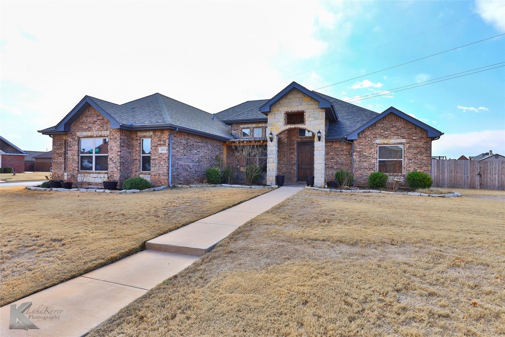 4801 Velta Ln, Abilene, TX 79606 - photo 1