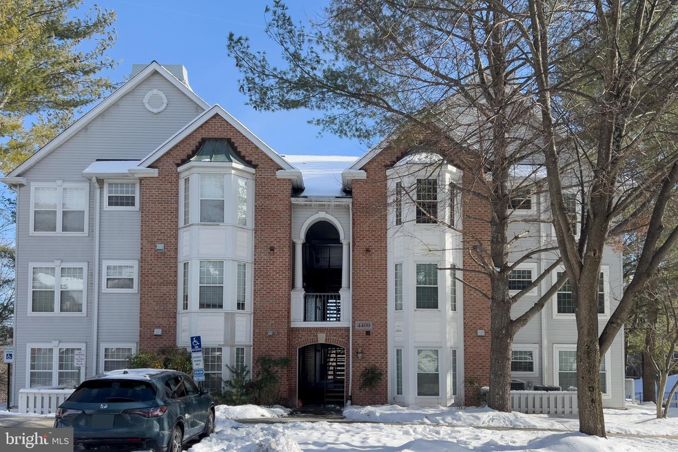 4400 Silverbrook Ln unit F301, Owings Mills, MD 21117 - photo 1