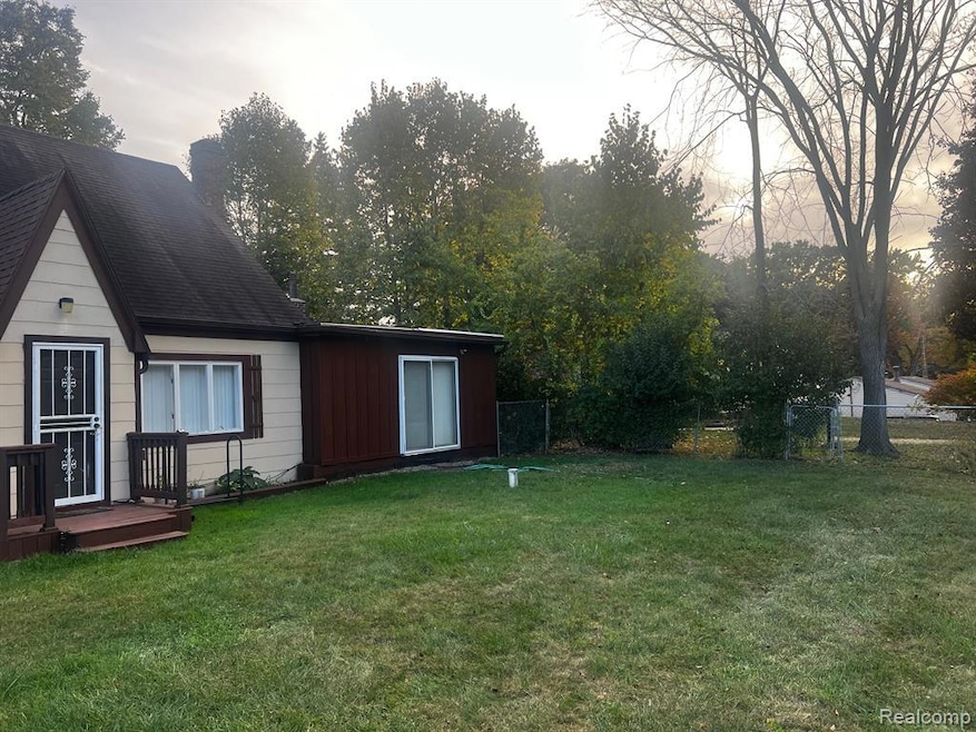 3364 E Pierson Rd, Flint, MI 48506 - photo 1