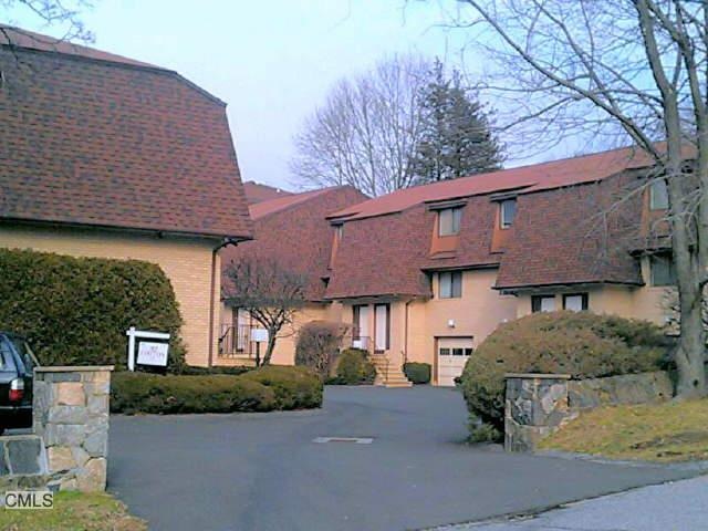 32 Bouton St E unit 11, Stamford, CT 06907 - photo 1